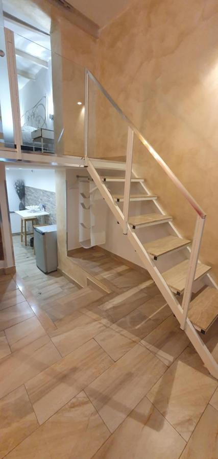 Da Marieddu Appartamento Indipendente In Centro Citta คาตาเนีย ภายนอก รูปภาพ